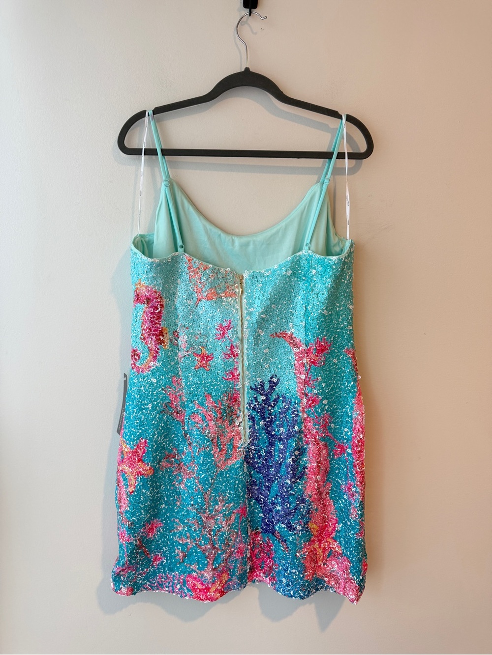 Elliatt Coral Sequin Mini Dress NWT - Picture 6 of 7